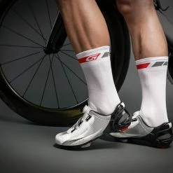 GripGrab Summer Sock High-cut Vit -Cyklar Sales Shop gripgrab summer sock high cut vit 0a37d7 8