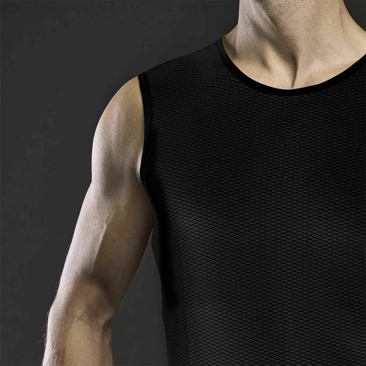 GripGrab Ultralight Sleeveless Mesh Underställ Svart 2 GripGrab Ultralight Sleeveless Mesh Underställ Svart - Bild 2