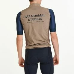 Pas Normal Studios Stow Away Gilet Vindväst Beige -Cyklar Sales Shop pas normal studios stow away vindvast 19 beige 7fd863 32